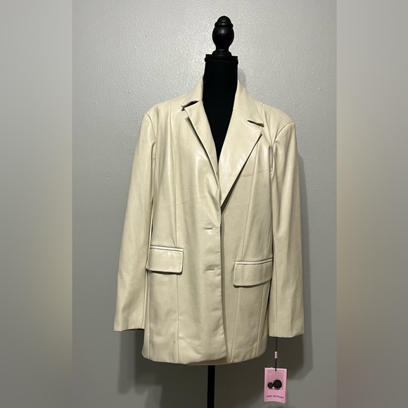 Cream vegan leather blazer NWT. Avec les Filles - Picture 10 of 11